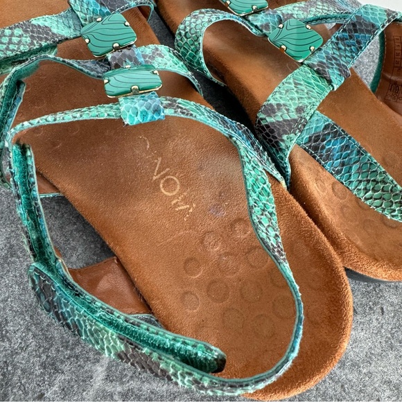 Vionic Amber Teal Snakeskin Sandals Jeweled Beads 8 - Picture 7 of 10